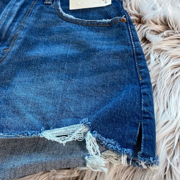 NWT Abercrombie & Fitch Curve Love Cutoff Short High Rise Size 0 or 25 - Picture 11 of 11